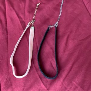 Choker Necklace. Set of 2.